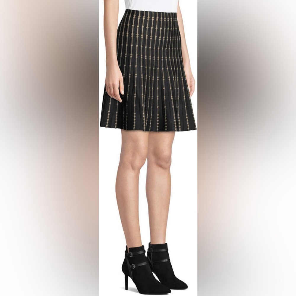 Max Studio Short Sweater A line Skirt NWT
